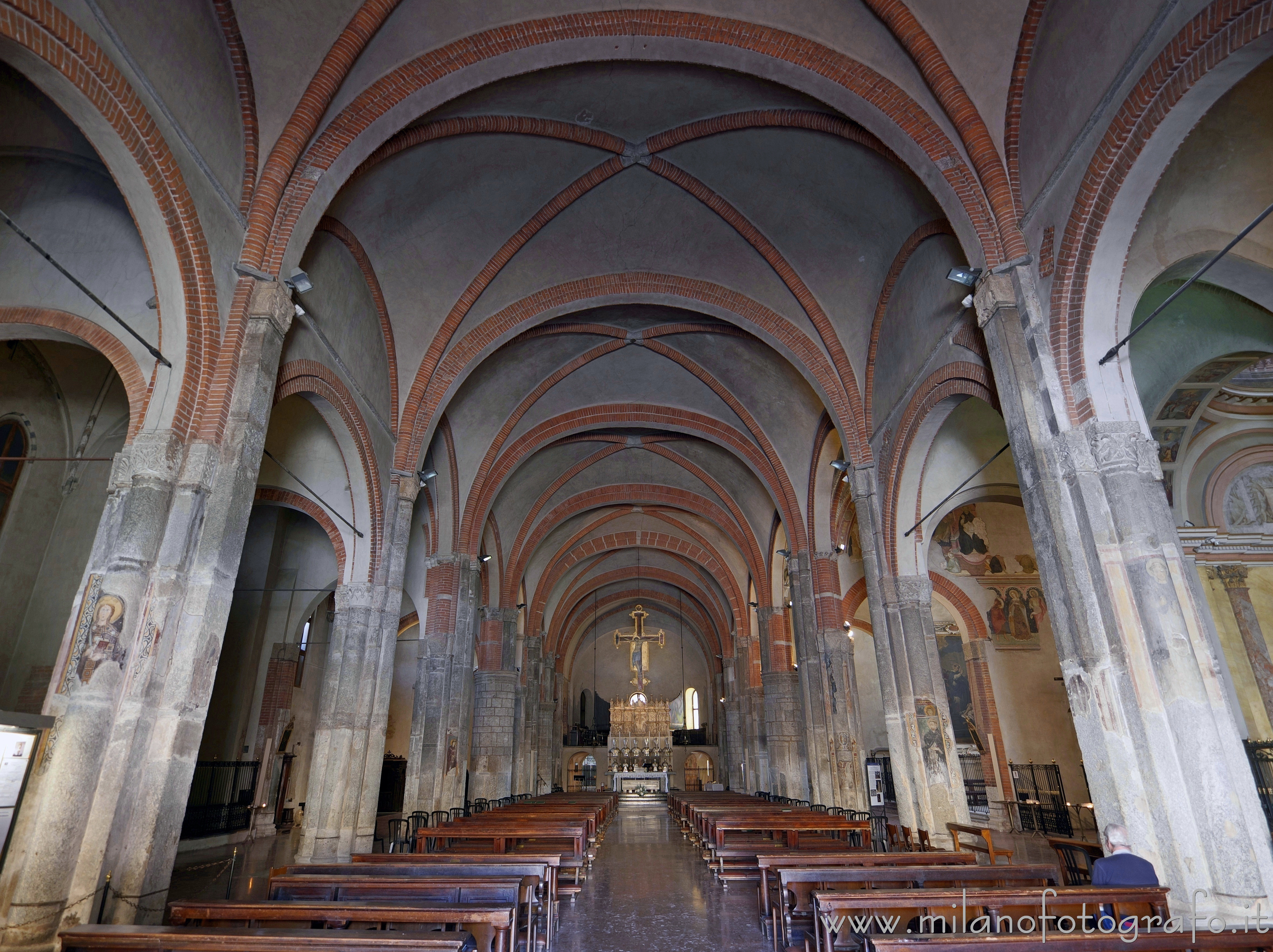 Milano - Interno della Basilica di Sant'Eustorgio